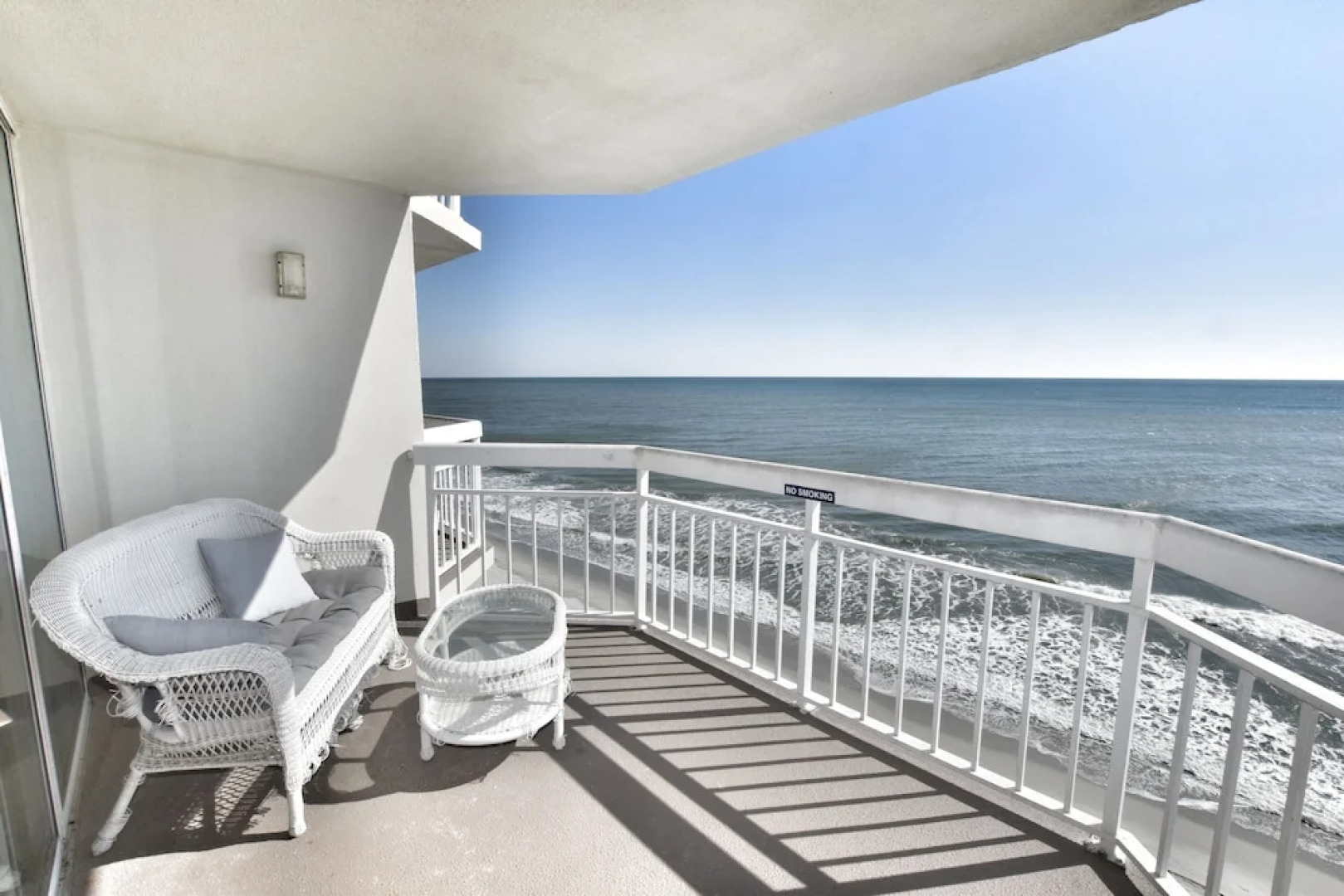 0611 Waters Edge Resort 2 Bedroom Condo by Redawning