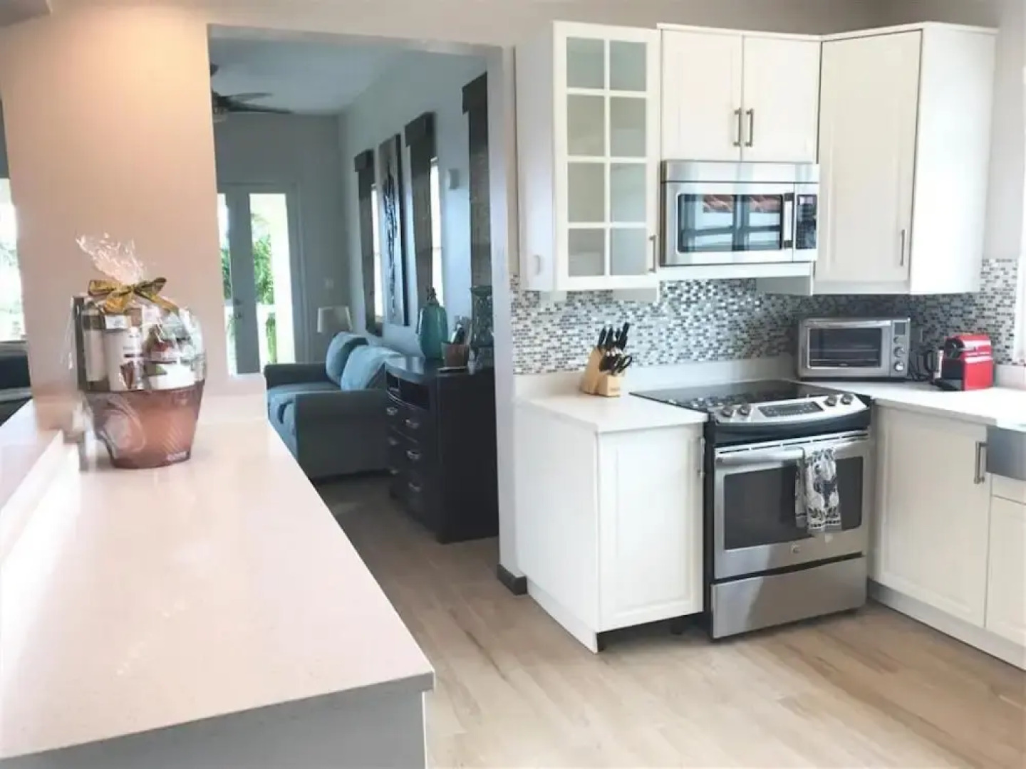 Castle Garden Recently Remodeled Luxury House With Ocean View Generator 51