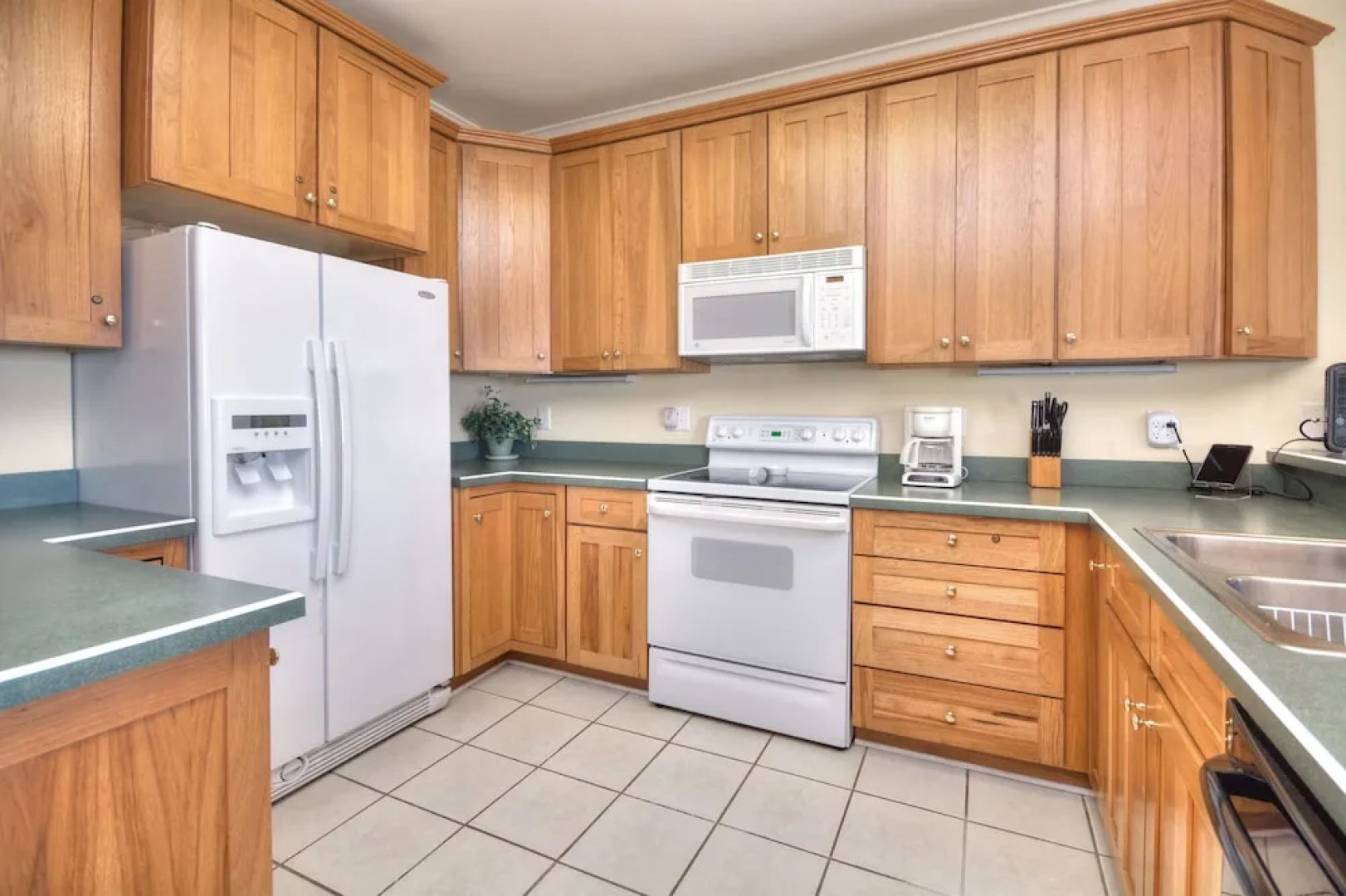 2 Becky Street Condo Unit C 4 Bedrooms 4 Bathrooms Condo