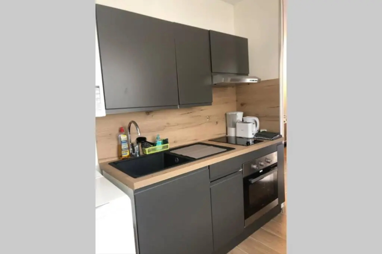 T2 grande terrasse Wi-Fi parking gratuit