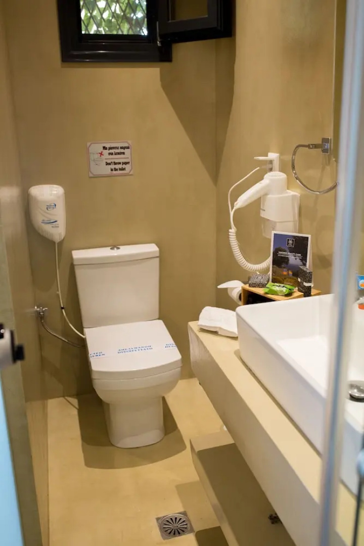 Azante Boutique Suites