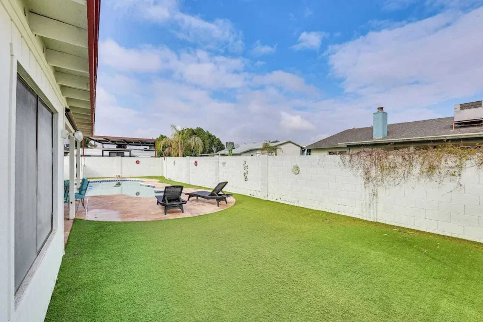 8 Mi to State Farm Stadium: Home w/ Pool