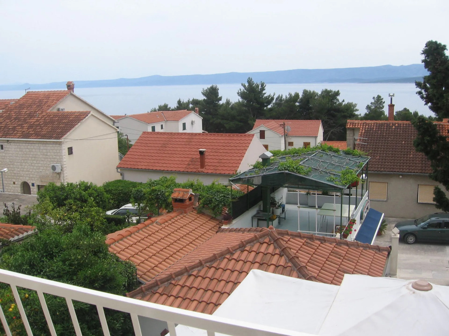 Room Mini - parking: R1 s balkonom Bol, Island Brac