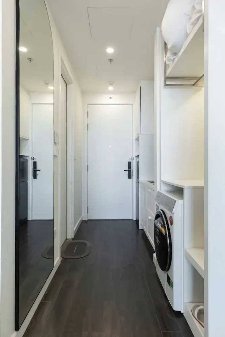 Capella Apartment Fireworks & Ocean View