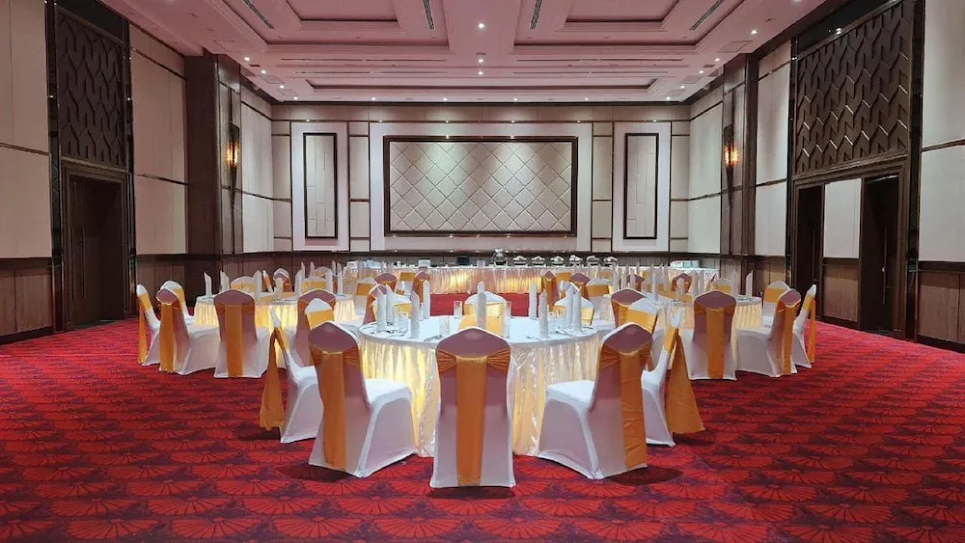 Castle Bayview Resort & Spa