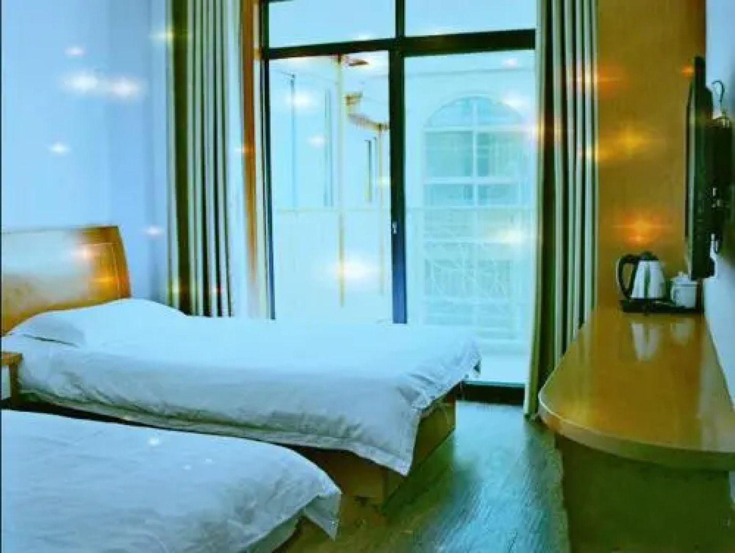 Freedom Bay Yujia Inn