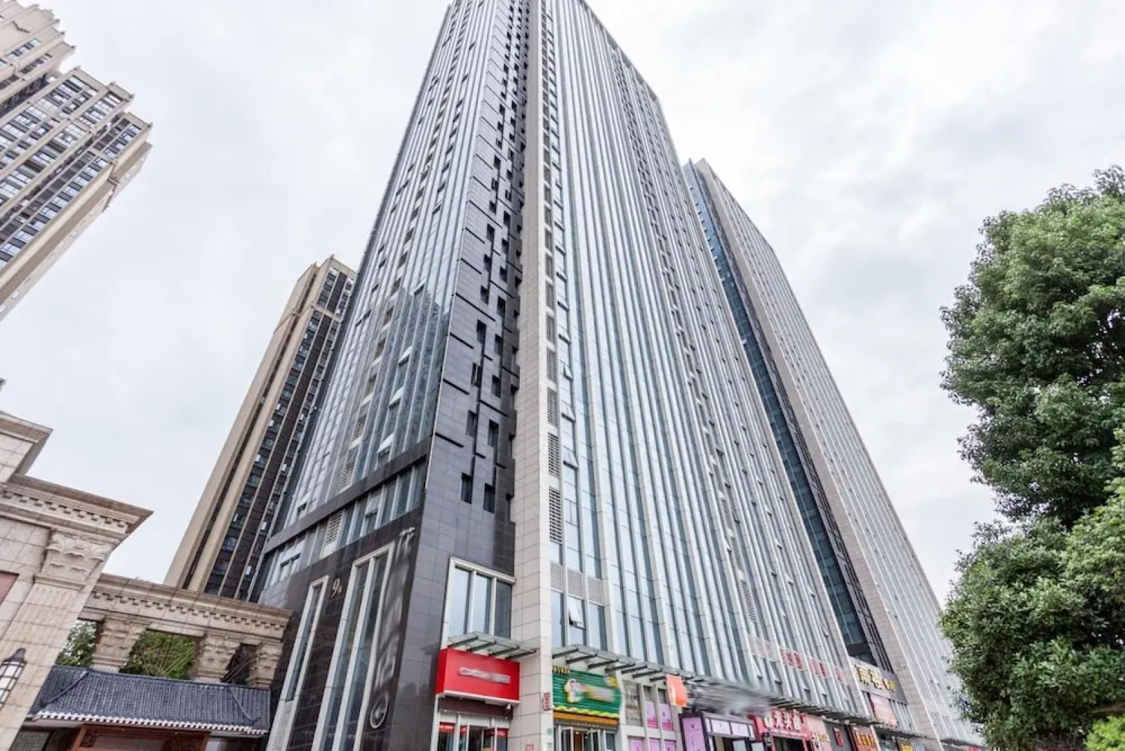 Old Faithful Lodge & Cabins - Inside the Park