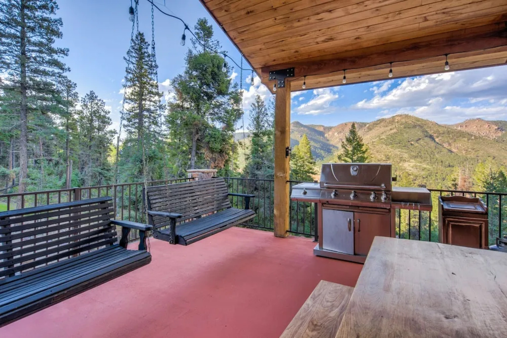 Mountain Getaway Cabinhot Tub & Pool Table4bd