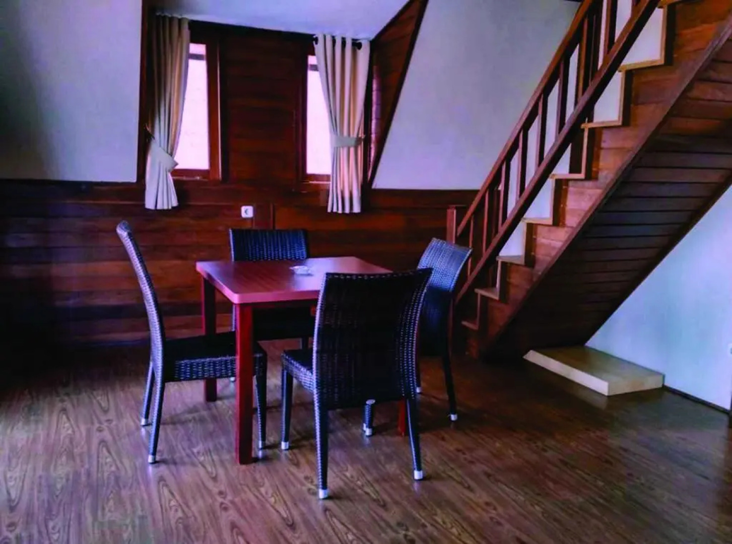 Seaview Cottage Cirebon Waterland