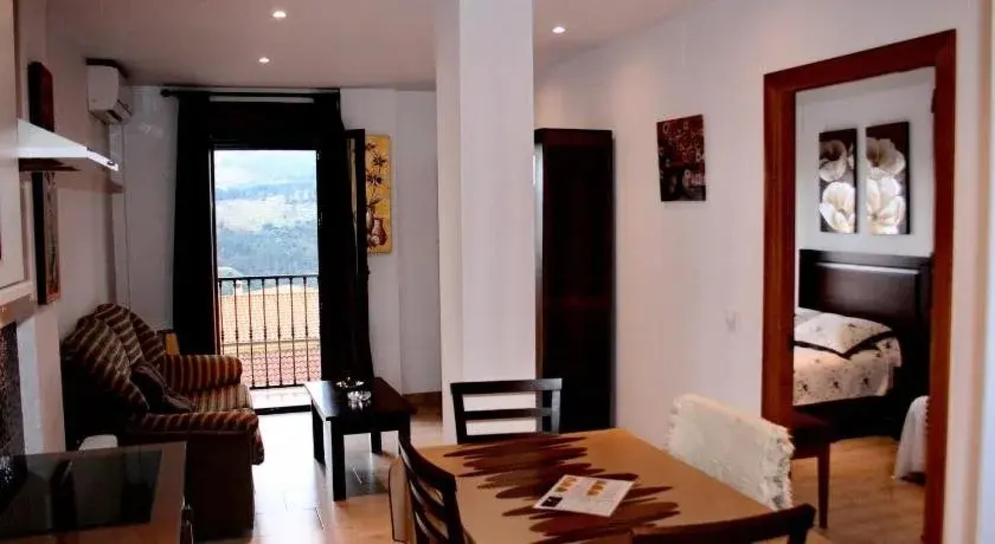 Apartamentos Turisticos Mirayuste