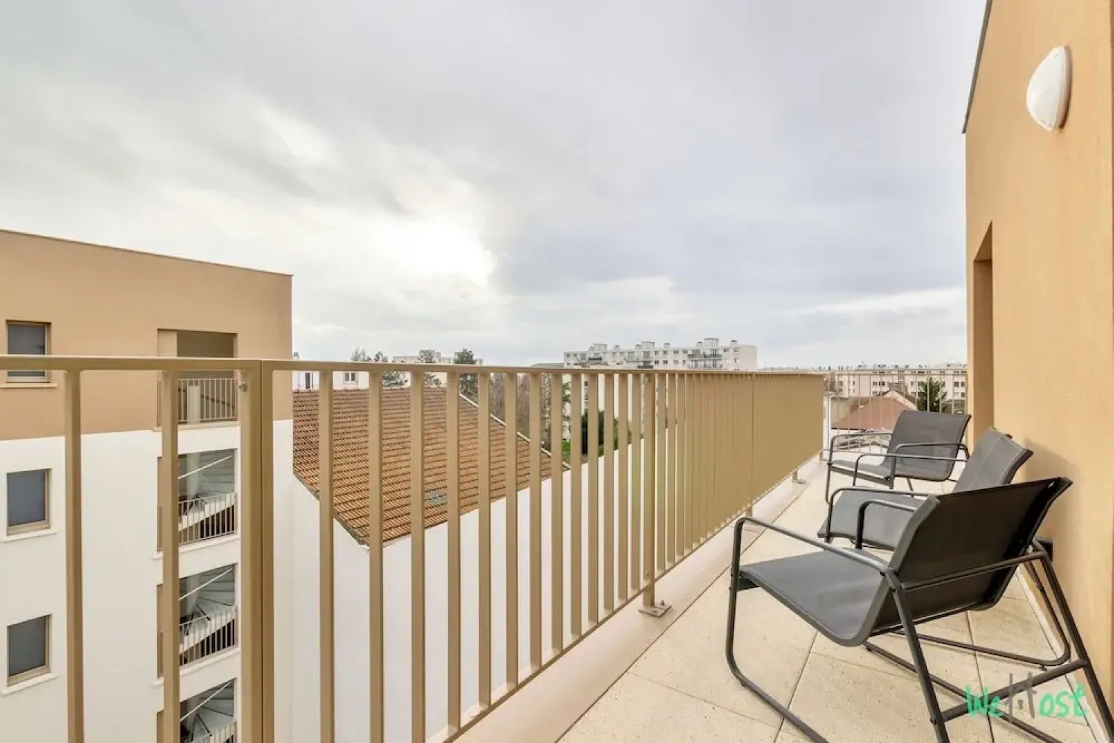 Pleasant Apt With Balcony-6p-close to Disney/paris