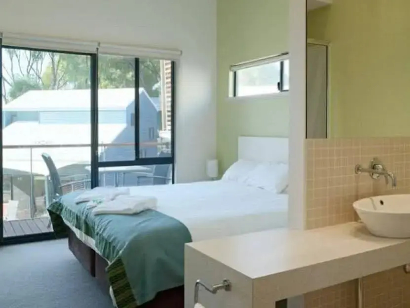 Footprints Preston Beach