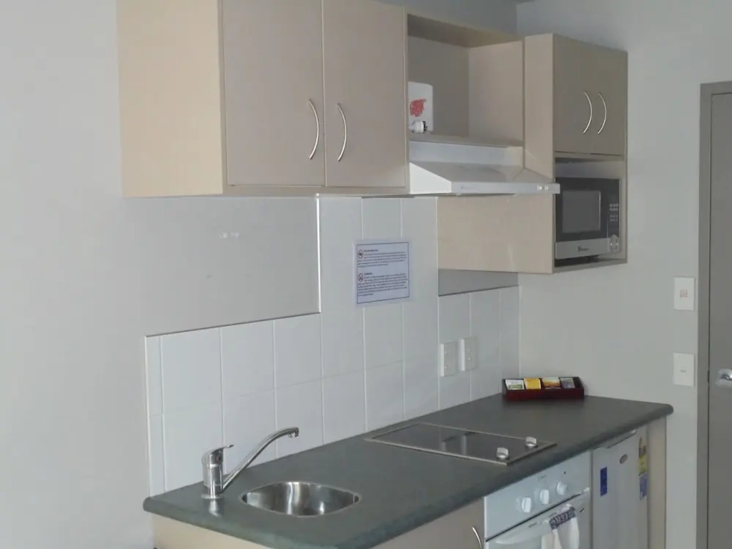 Utopian Motel Taupo - Hostel