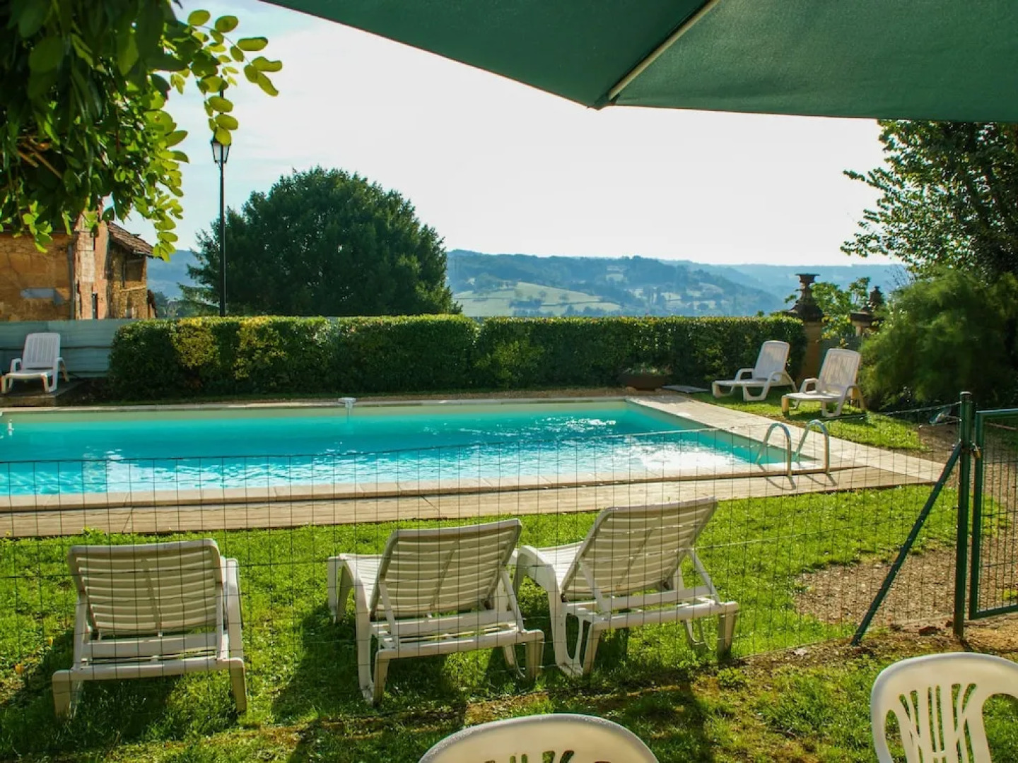 Monumental House With Private Pool and a Stunning View of Belvès