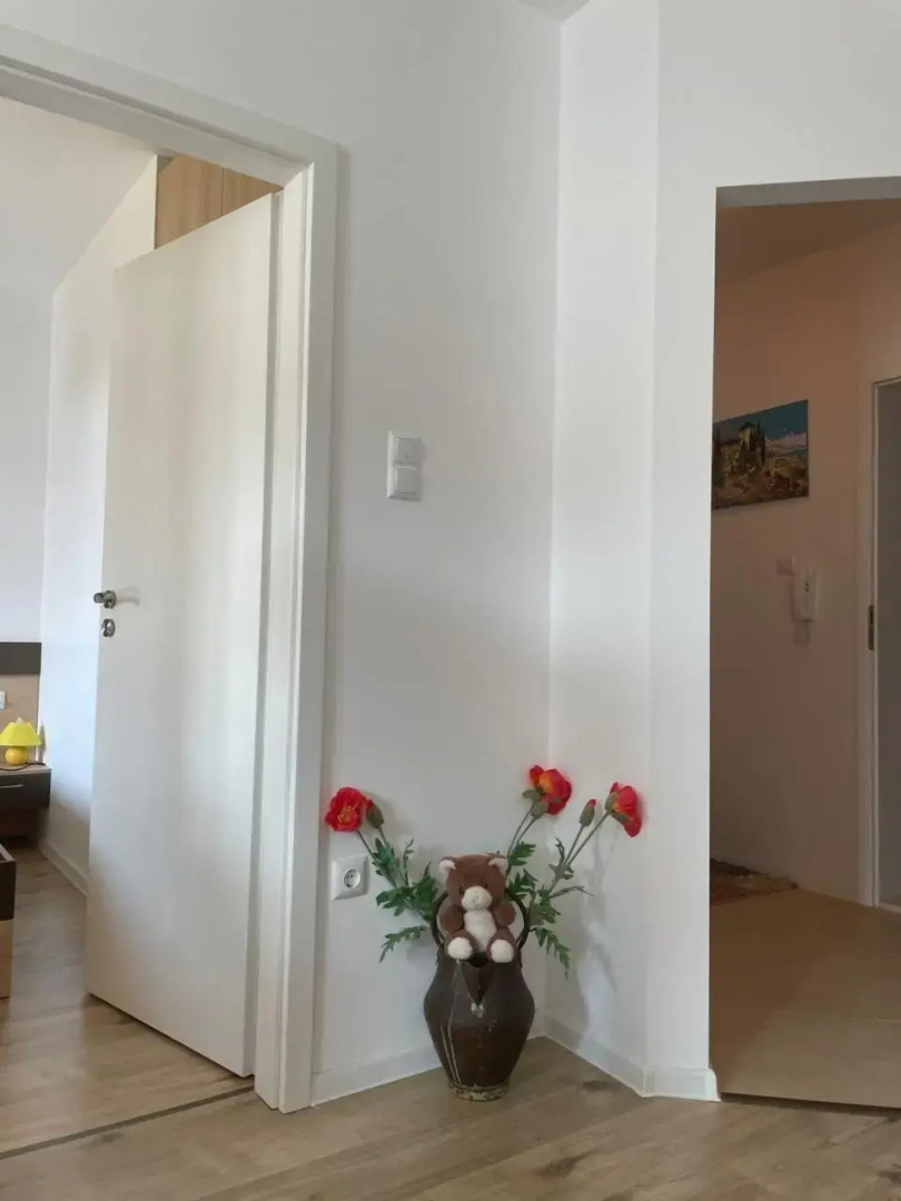 Felicita Aivazovski Park Ap H28