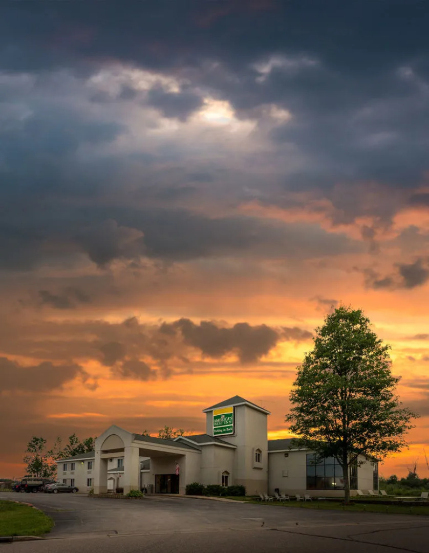 America's Best Inn - Antigo
