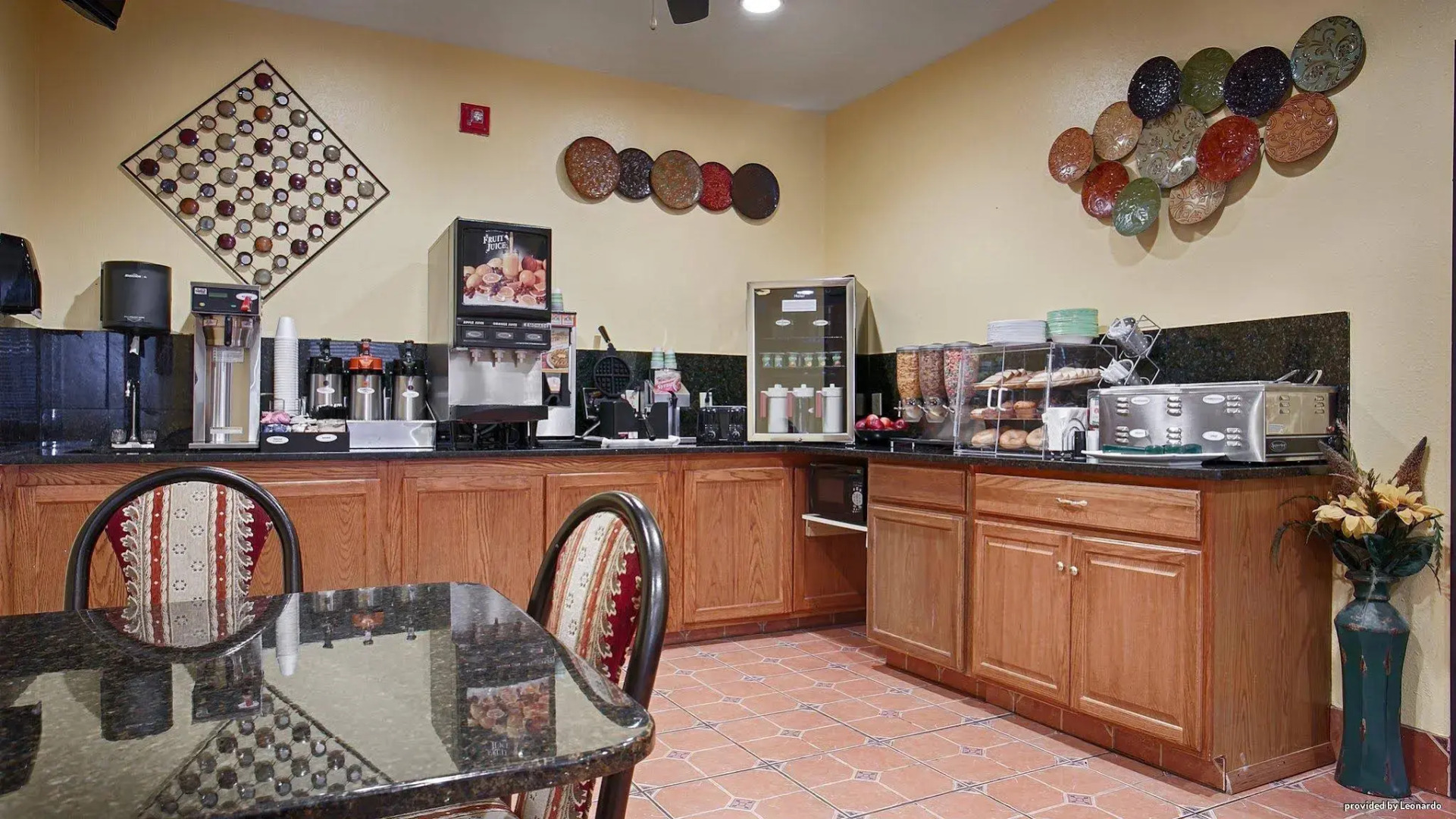 SureStay Plus Hotel by Best Western Topeka Northwest