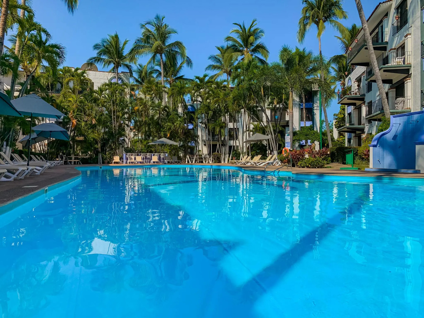 Puerto de Luna Pet Friendly & Family Suites Hotel