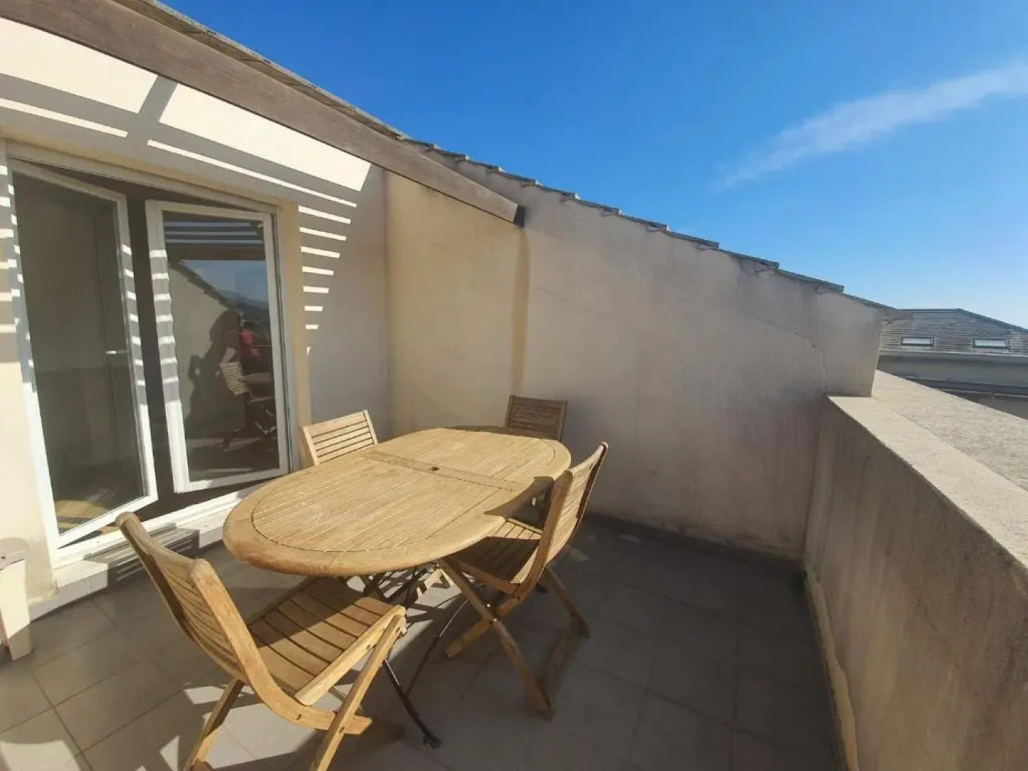 Appartement de charme dans résidence avec piscine