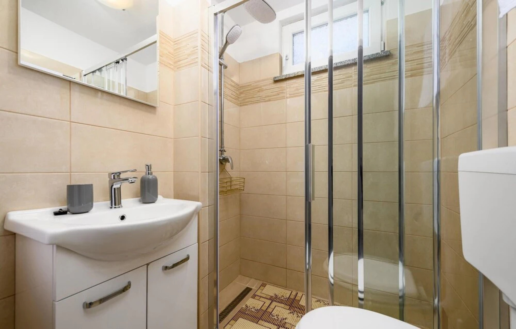 Amazing Apartment in Podpican With 2 Bedrooms, Wifi and Outdoor Swimming Pool