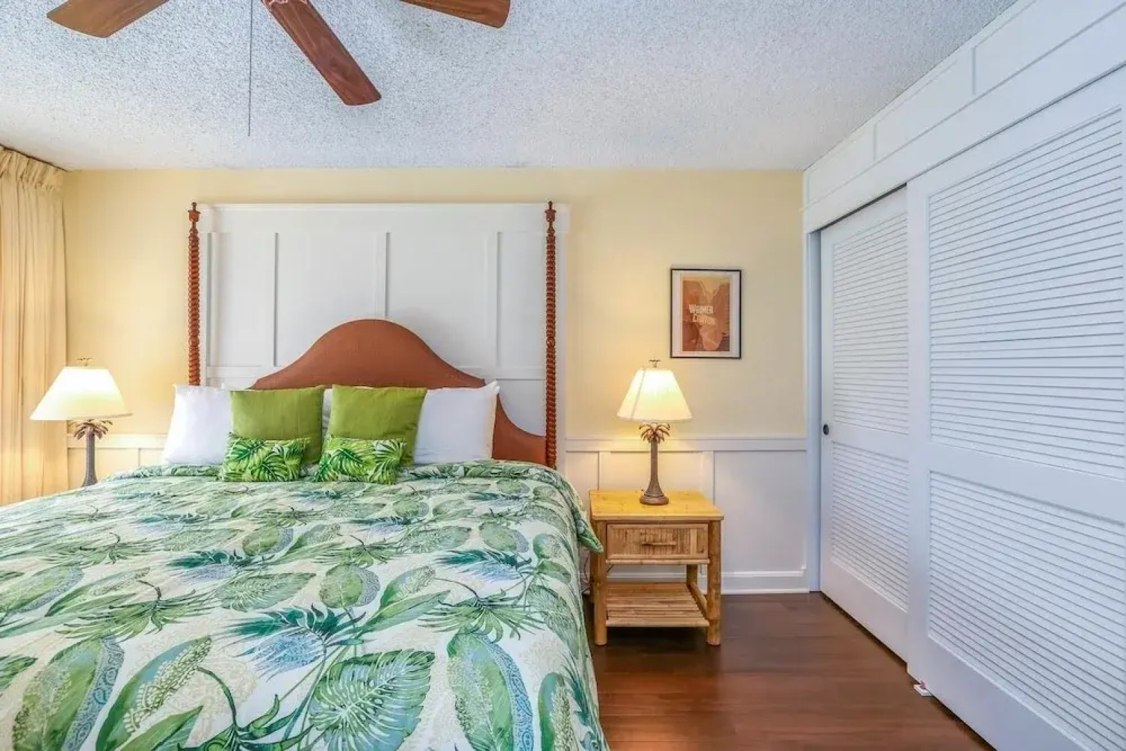 Beautifully Upgraded, Full Kitchen, Comfy King Bed, Ac 1 Bedroom Condo by RedAwning