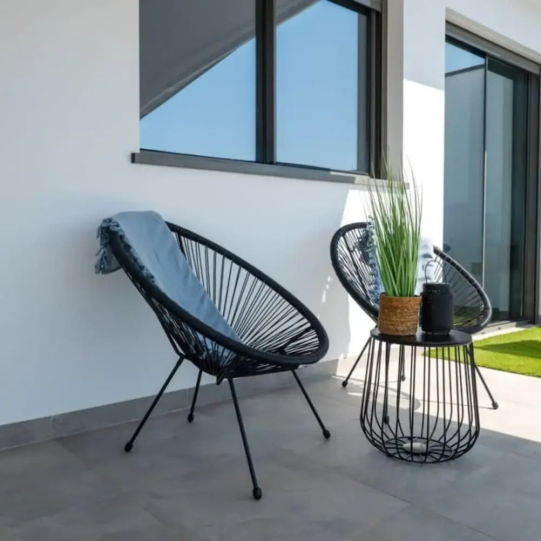 See the Sea by Bookaparadise