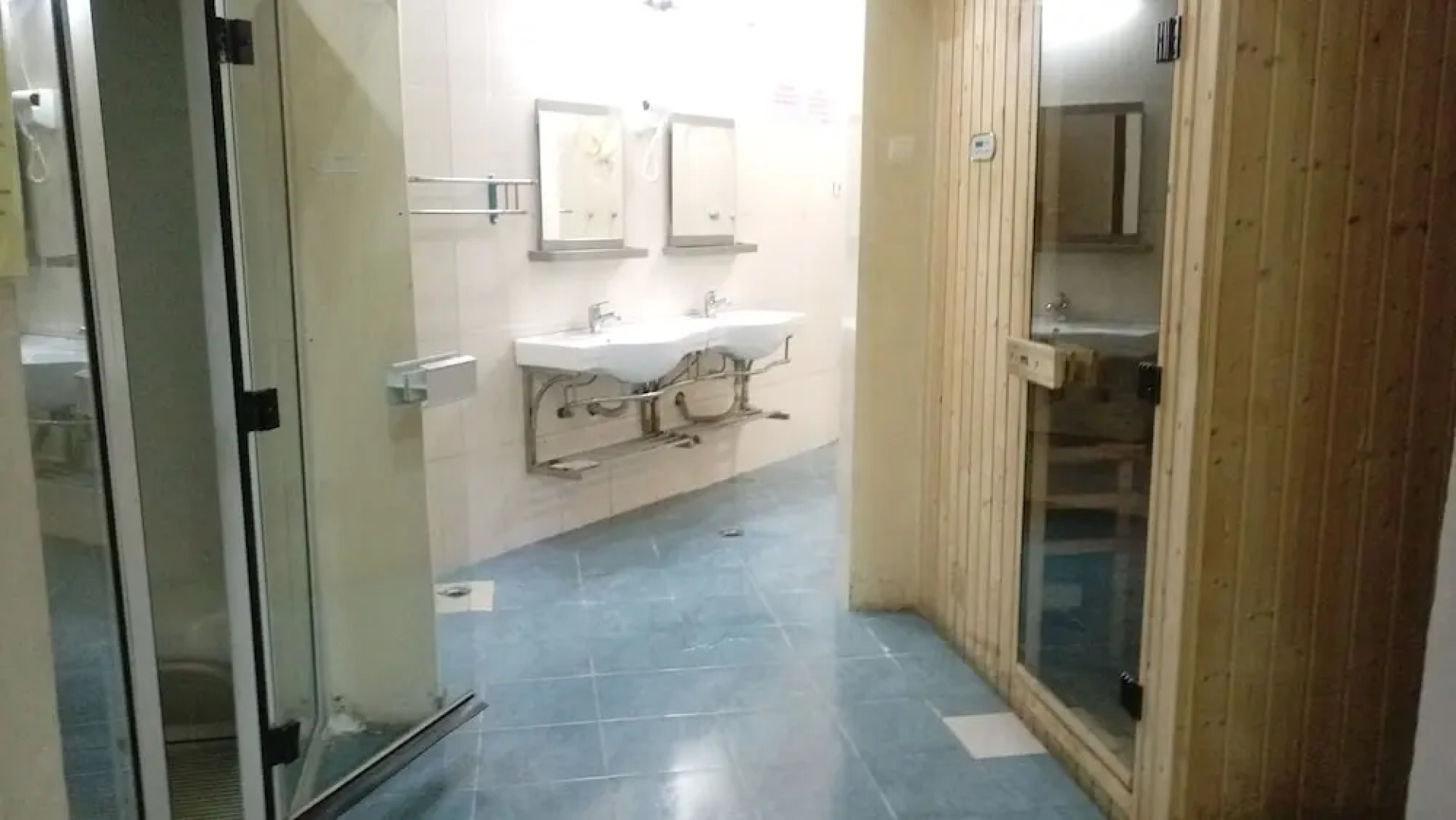 Manrashiwa Hotel