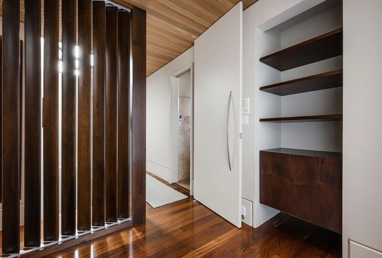 Modern Luxury Furnished, Surrounding St-Lawrence River View, Tranquil