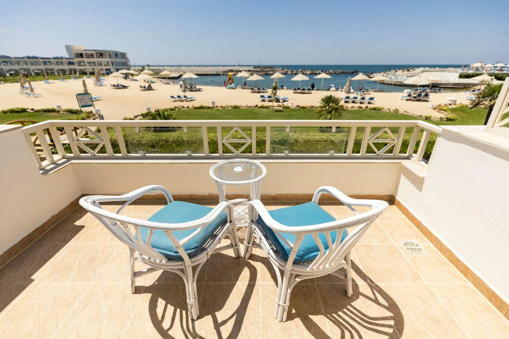 SUNRISE Alex Avenue Hotel