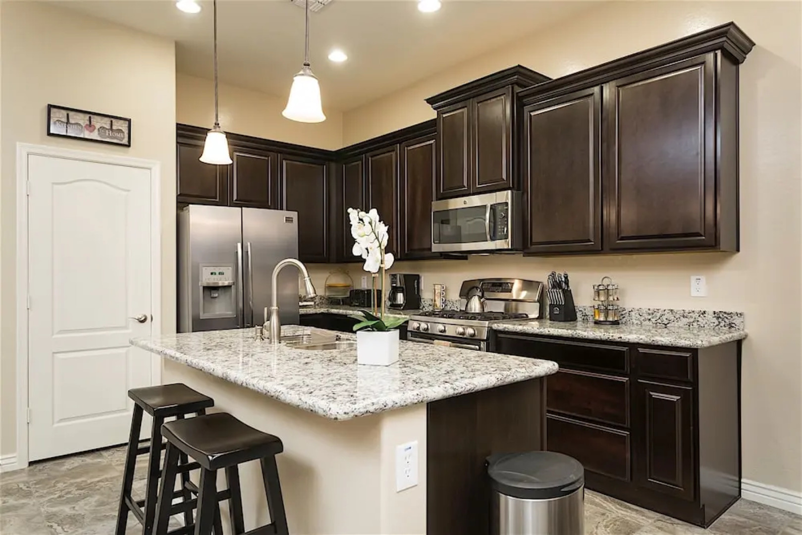 Pleasant Surprise 4 Br By Casago