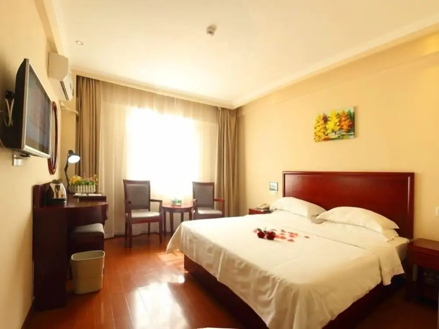 GreenTree Inn Haikou Longhua District Guomao Hotel