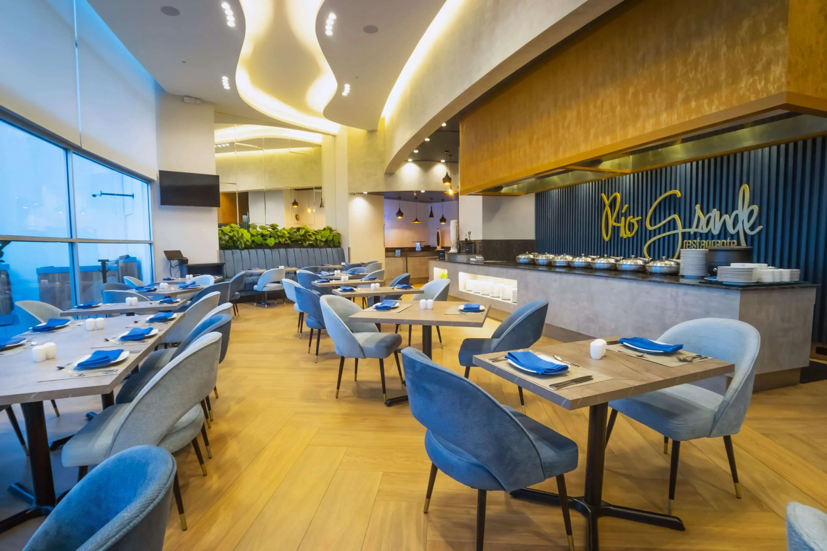 Wyndham Guayaquil Puerto Santa Ana