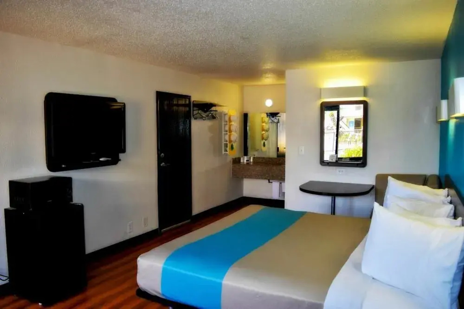 Sky Palace Inn & Suites by Jasper Beeville