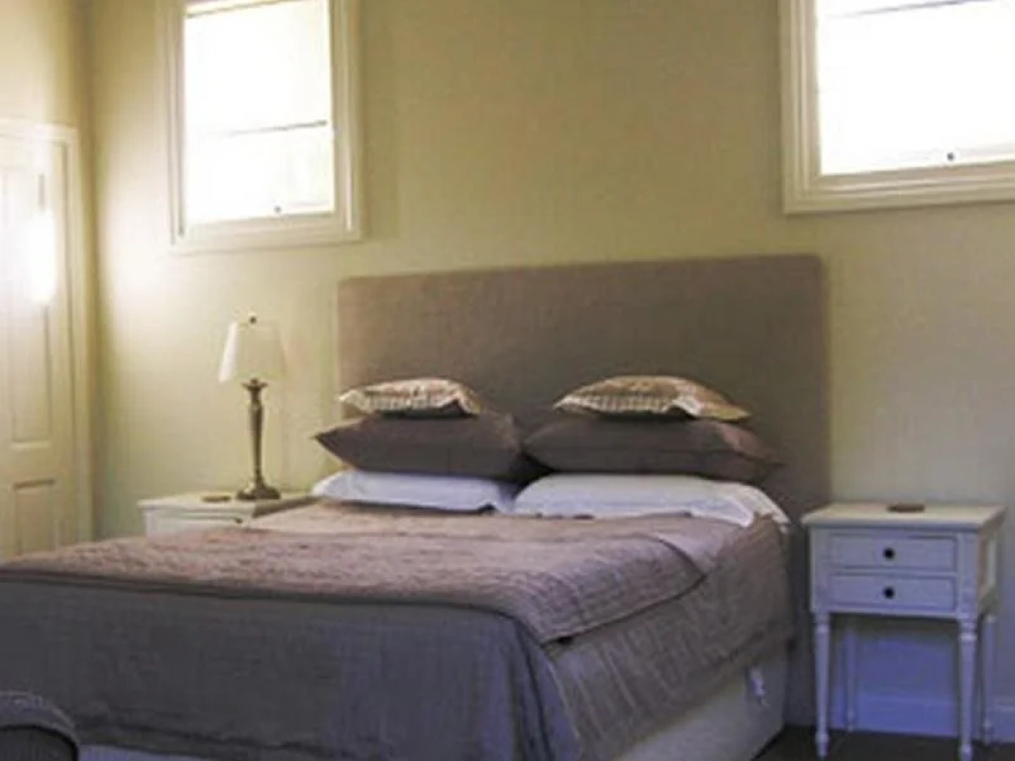 Camellia Cottage Bed & Breakfast