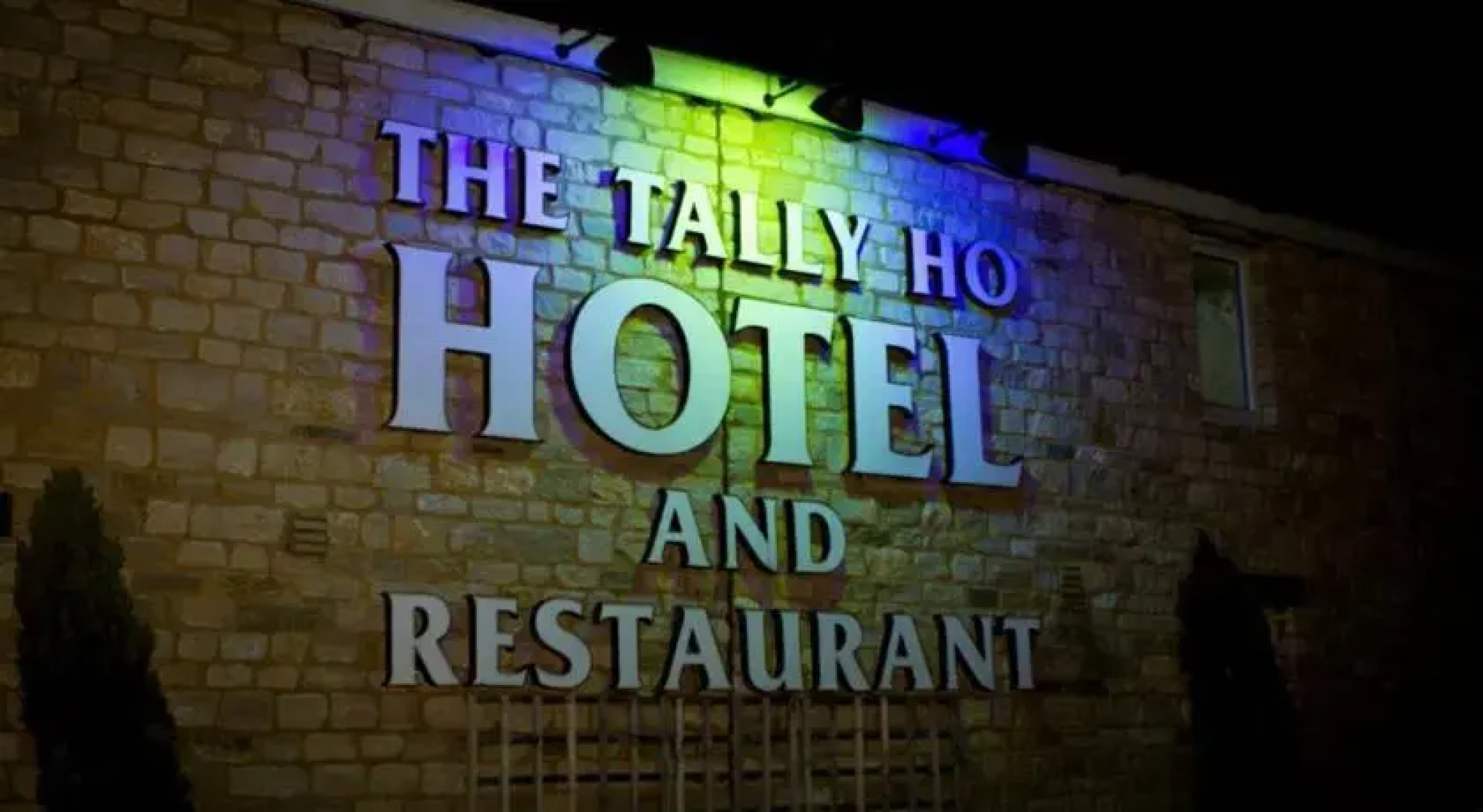 The Tally Ho Hotel - B&B