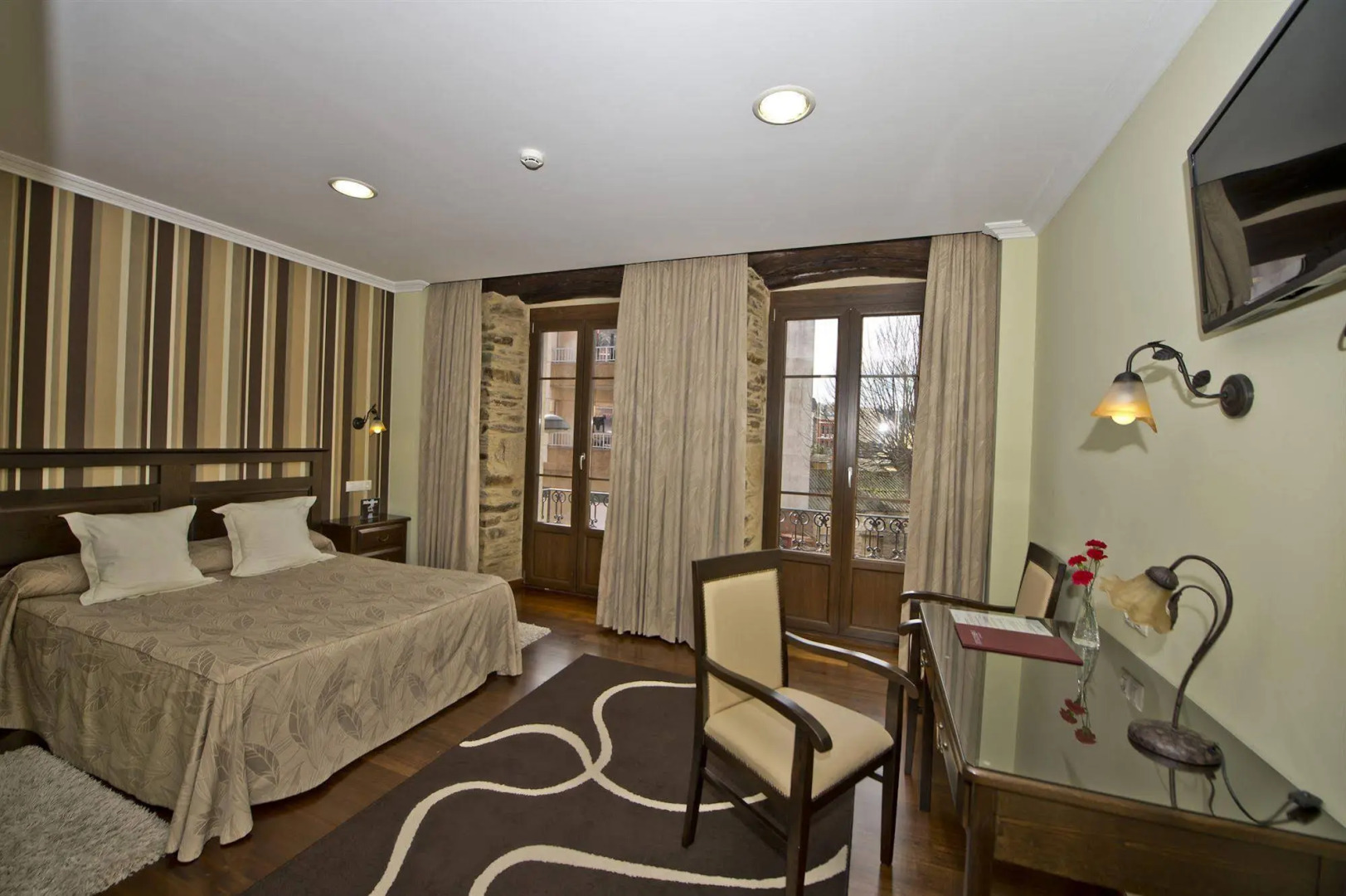 Casona de Lazúrtegui