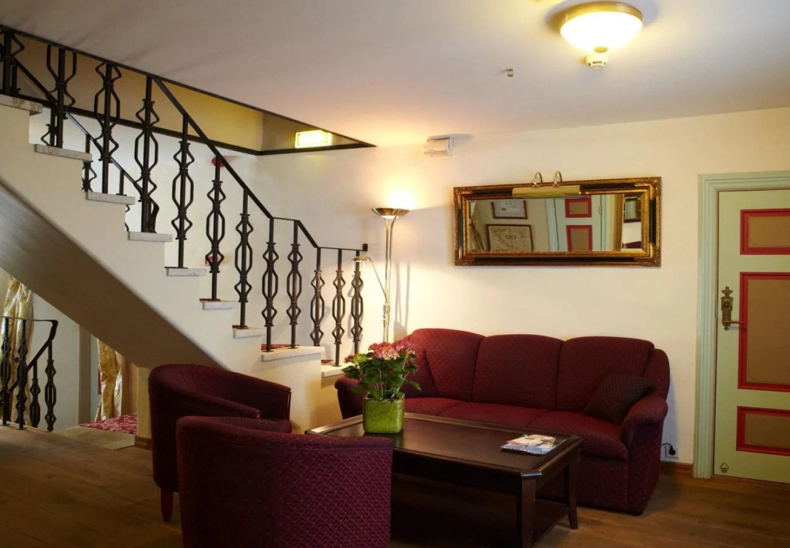 Гостиница CRU