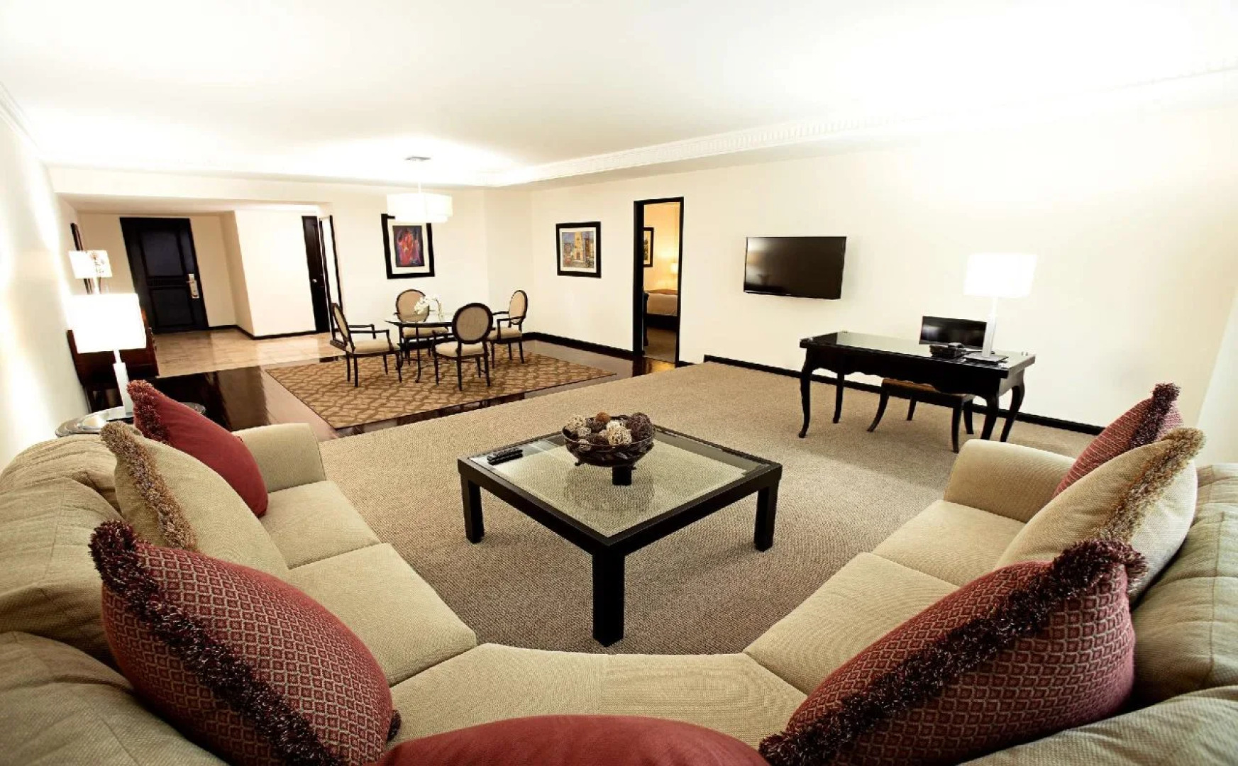 Tikal Futura Hotel & Convention Center