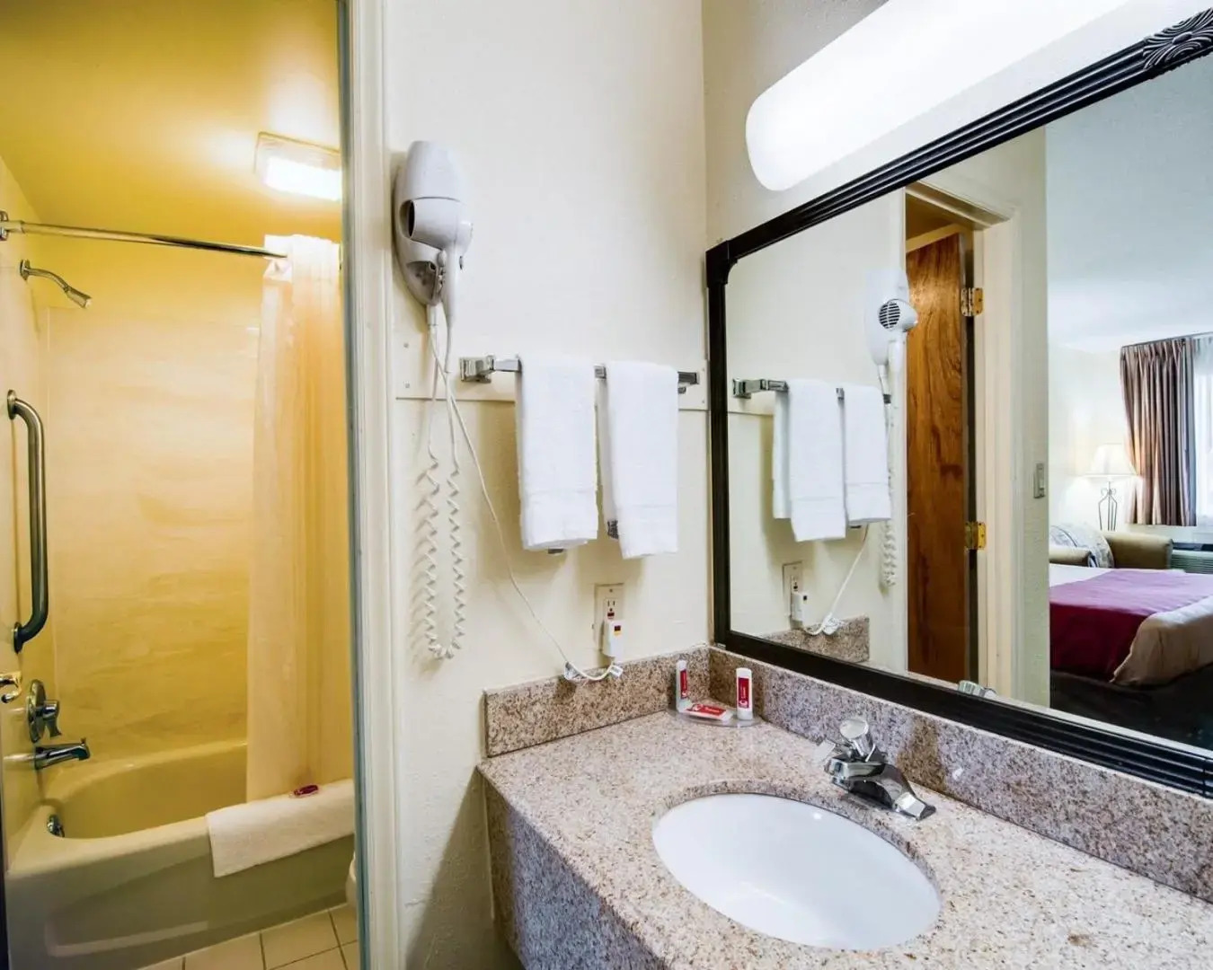 Econo Lodge Christiansburg-Blacksburg I-81