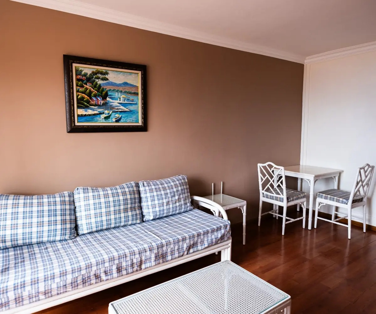 Coral La Quinta Park Suites