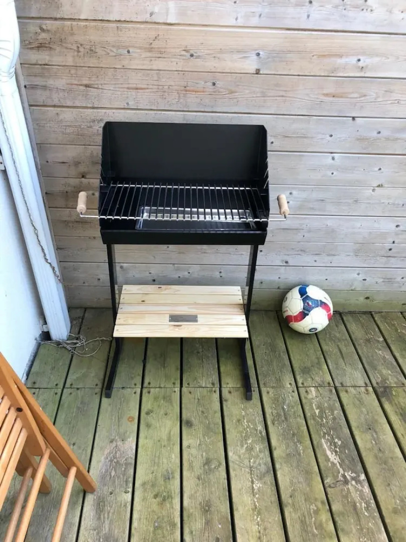 Maison vue mer au port de Meyran