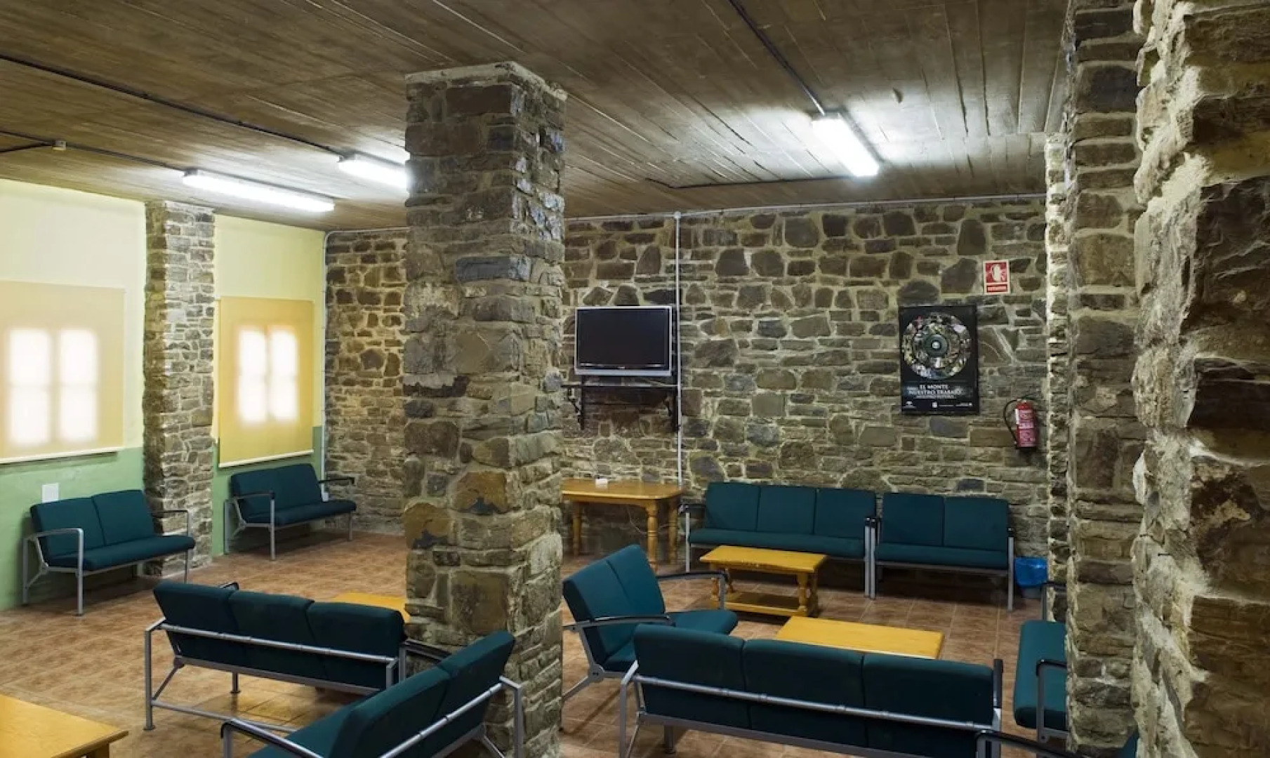 Albergue Inturjoven Cortes de la Frontera - Hostel