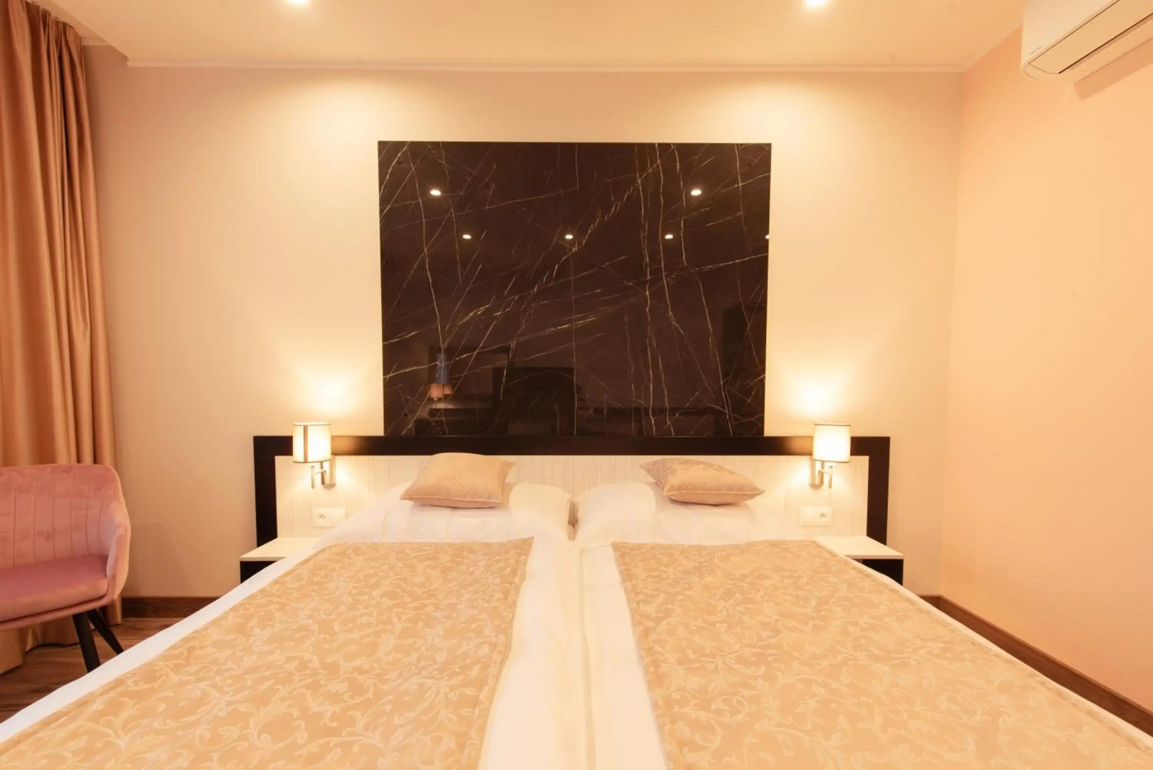 Hotel Viktor