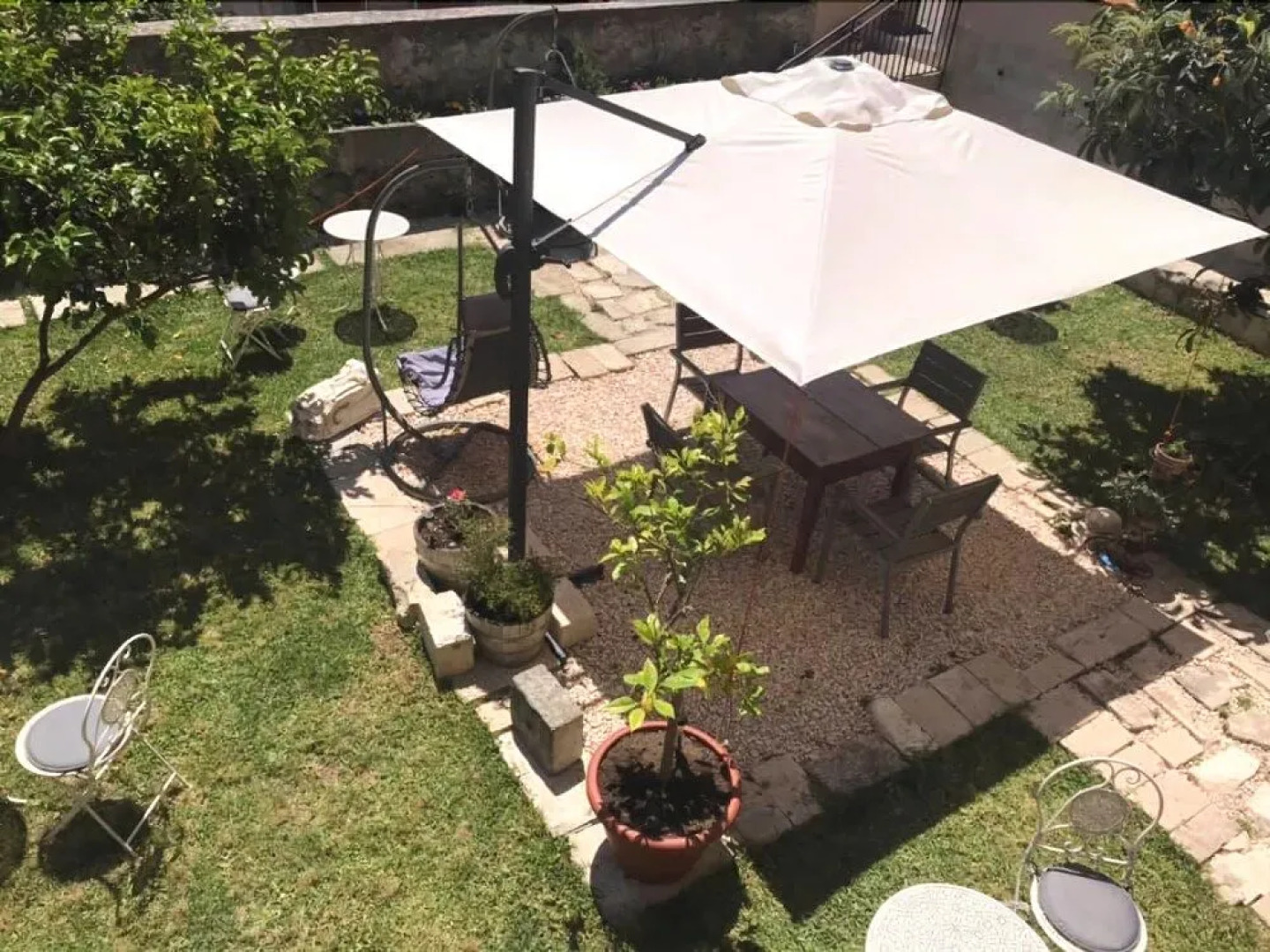 Castello D'Alcontres B&B