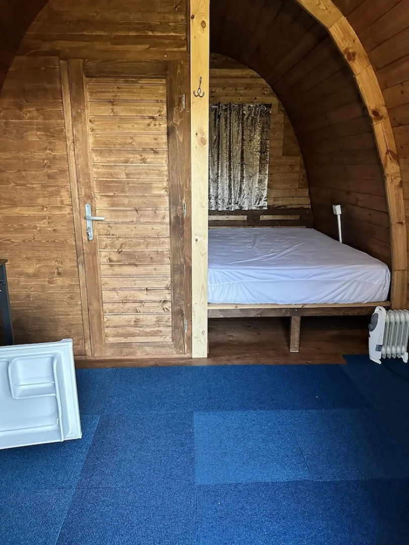 Woodland Camping pod With use of Campsite Bathroom