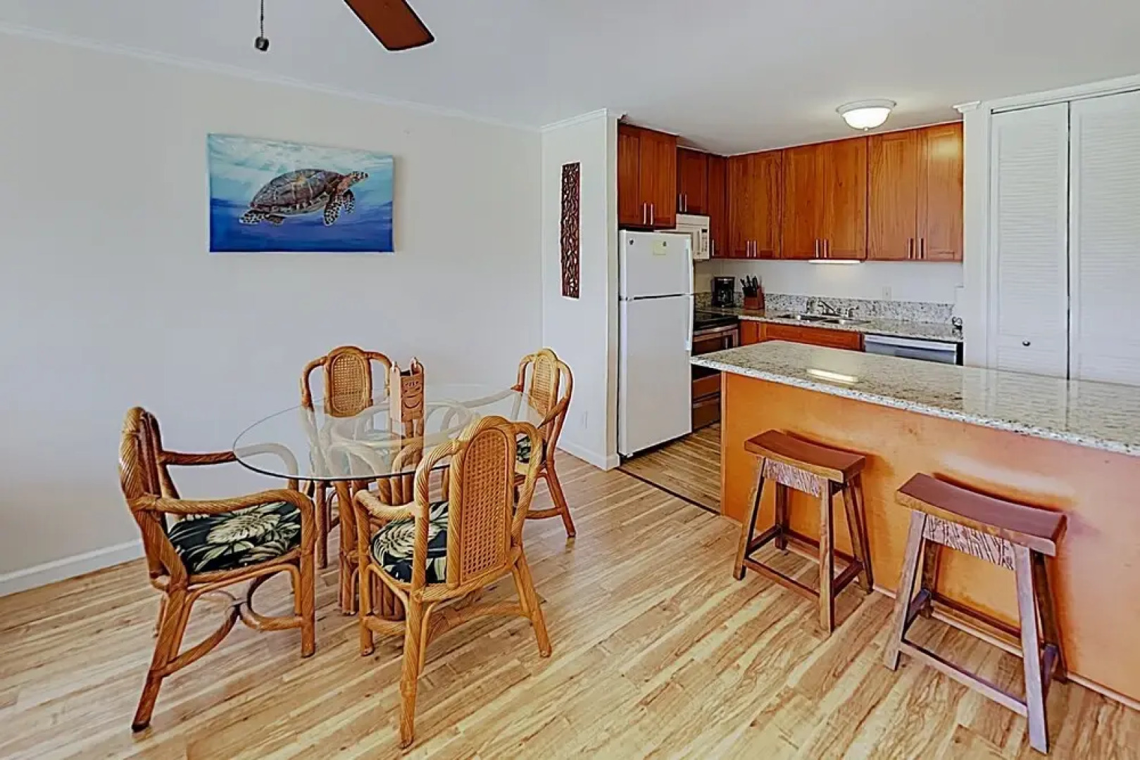 New Listing! Stylish - Pools, Tennis & Beach 1 Bedroom Condo