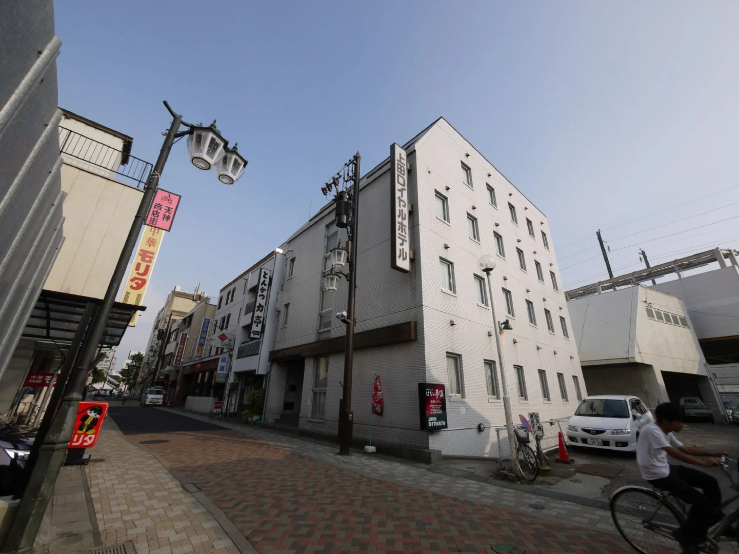 Ueda Ekimae Royal Hotel