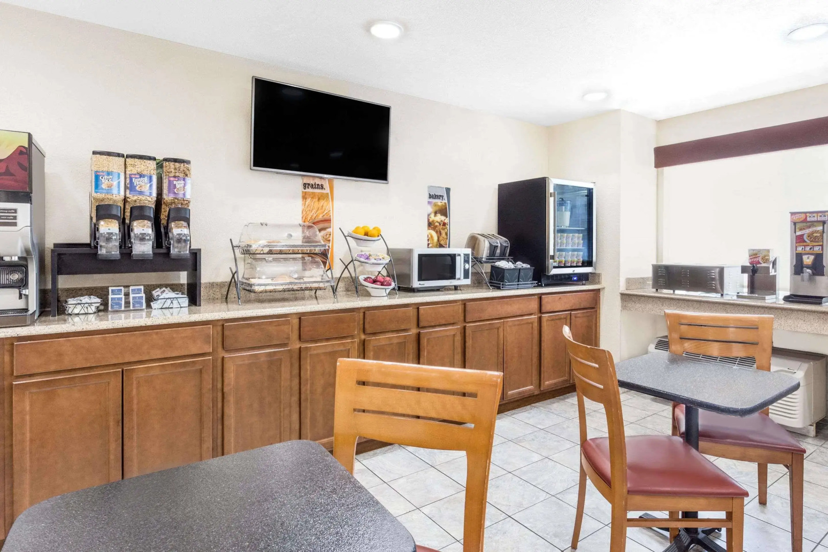 Microtel Inn & Suites by Wyndham Green Bay