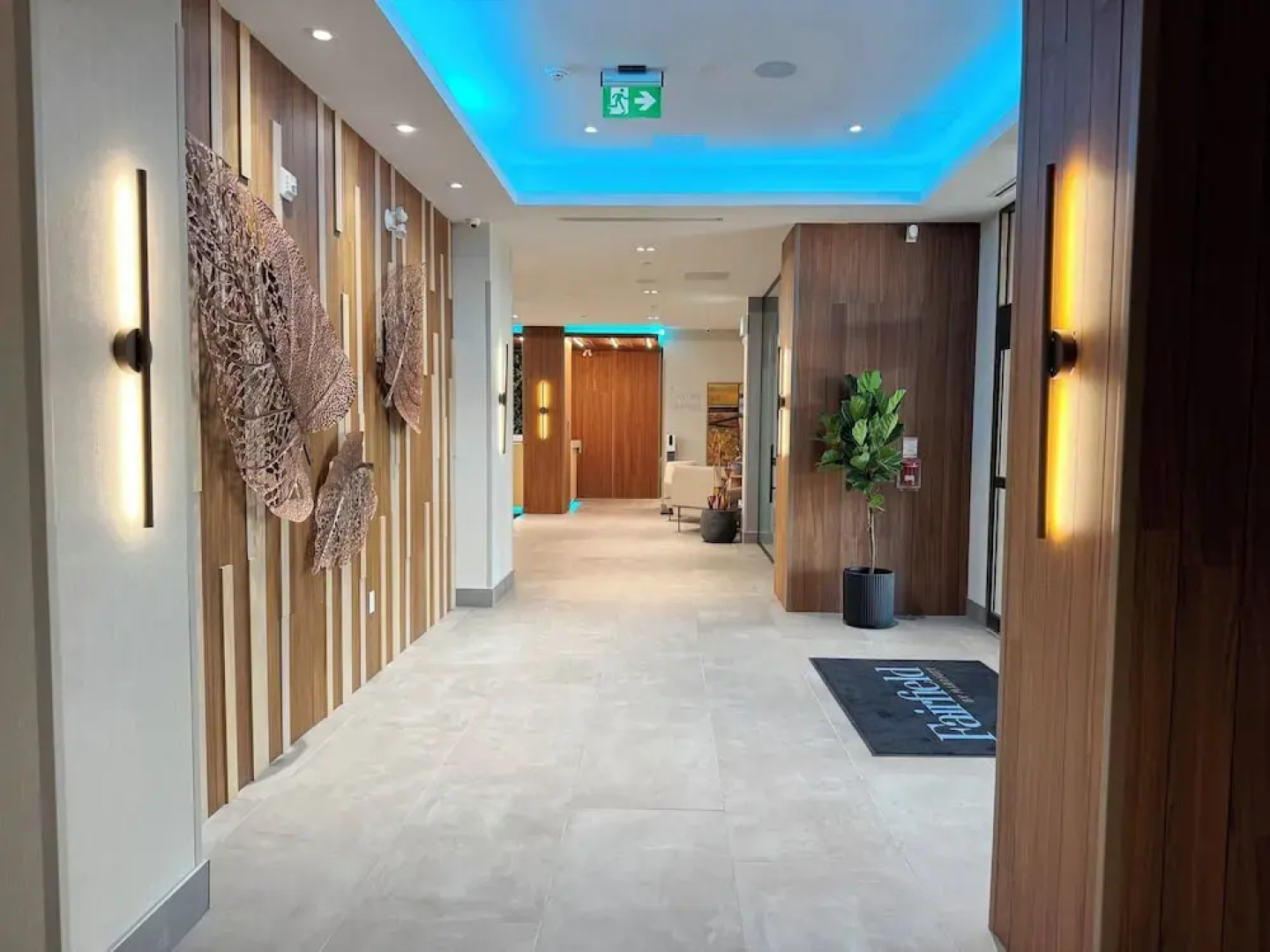 Newmarket Hotel & Suites