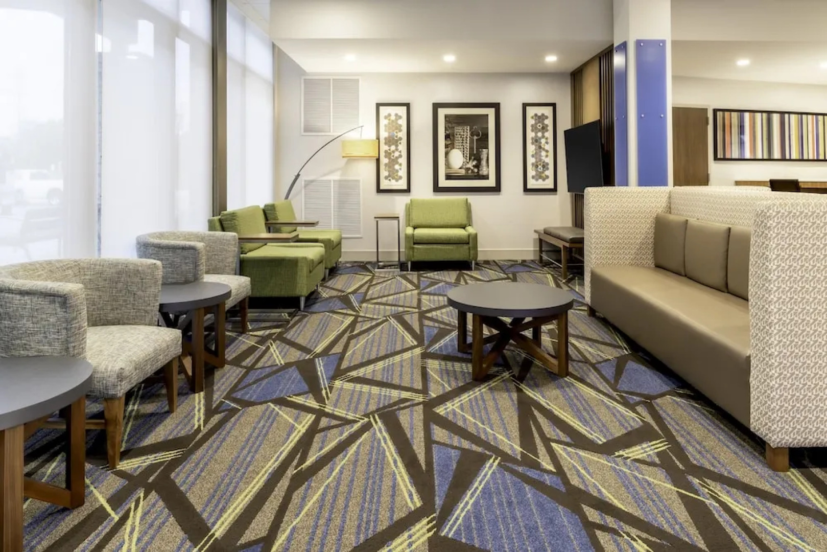 Holiday Inn Express Milwaukee West Allis, An Ihg Hotel